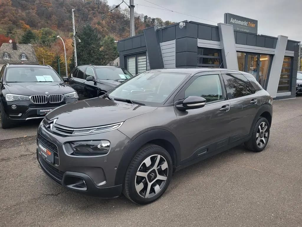 Main__Slider__Photo:Citroën C4 Cactus Top Zustand! NUR 67685 Km! Export! 07/2020-0