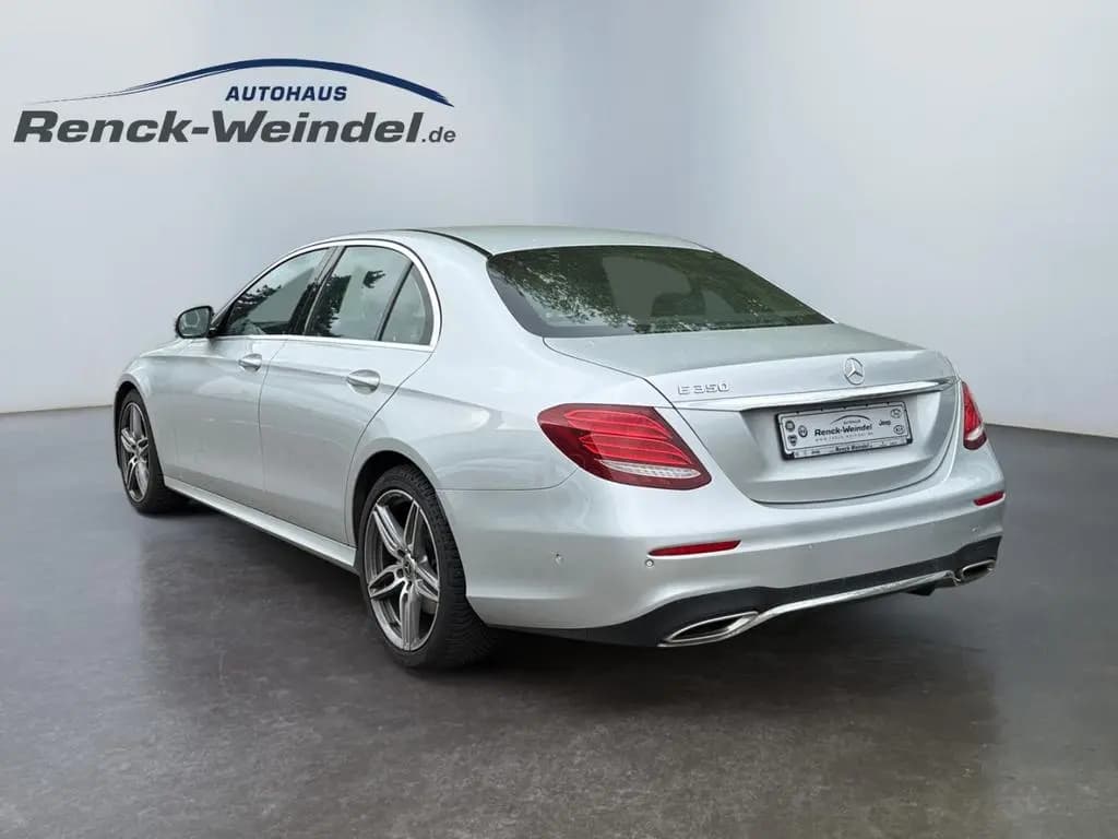 Main__Slider__Photo:Mercedes-Benz E-Class 350 Sportpaket Navi LED Blendfreies Fernl. Kur 02/2019-0
