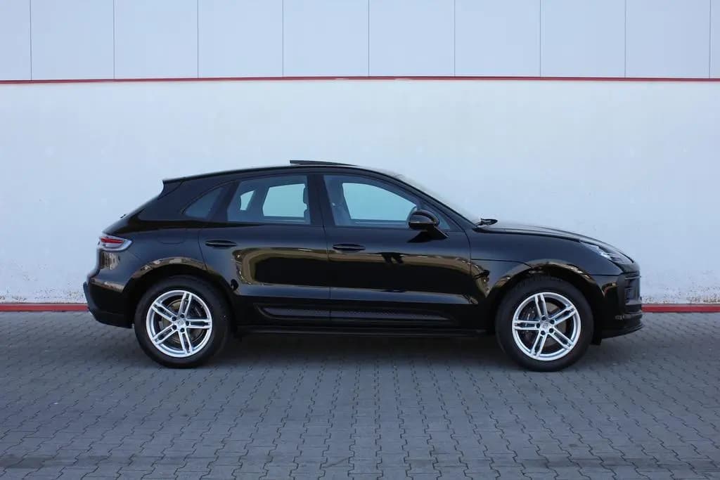 Main__Slider__Photo:Porsche Macan 2.0 Panorama 2023 ( 45.202.- € NETTO ) 01/2023-0