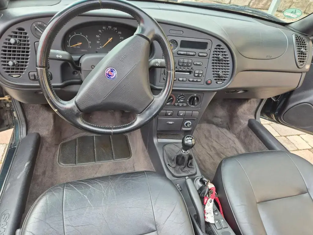 Main__Slider__Photo:Saab 900 2.3i SE Cabrio 07/1997-1