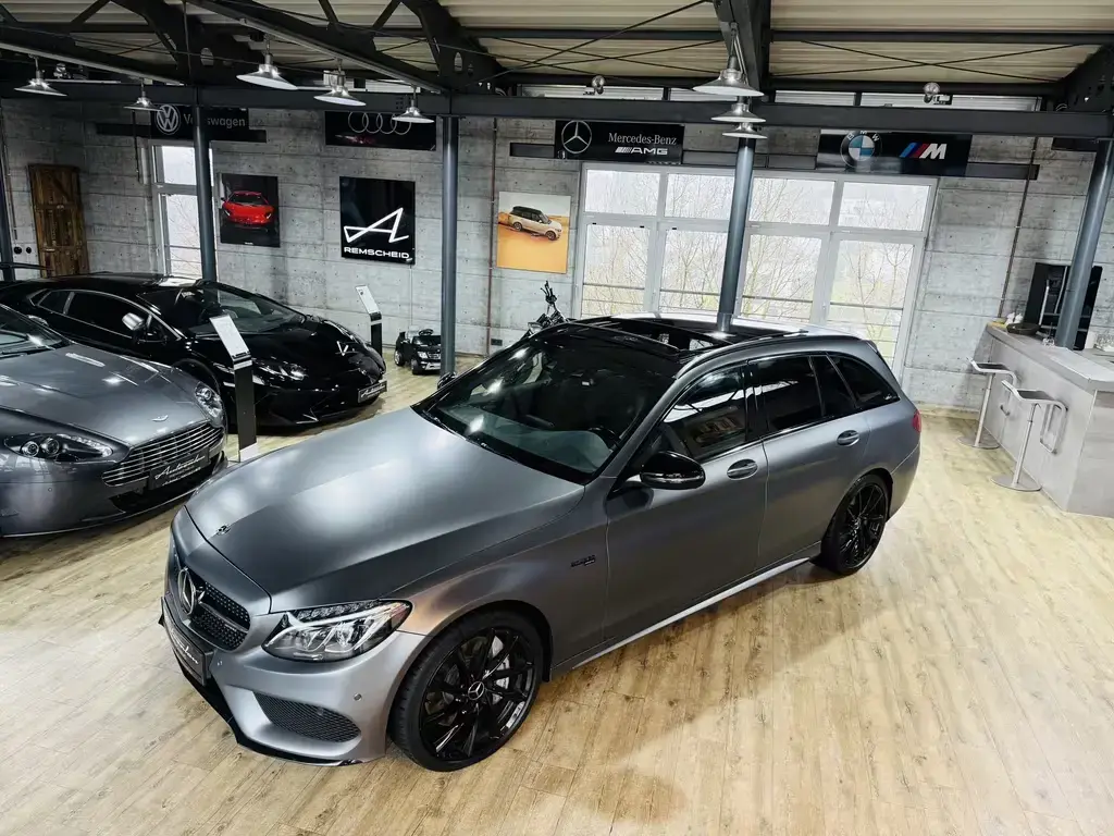Main__Slider__Photo:Mercedes-Benz C-Class 43 AMG T 4Matic*PERF.ABGAS*KAMERA*PANO*LED 11/2017-1
