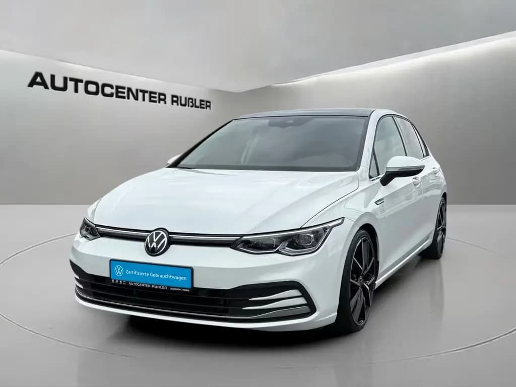 Main__Slider__Photo:Volkswagen Golf VIII 1.5l TSI Style IQ.LIGHT,PANO,19" ZOLL 12/2019-0