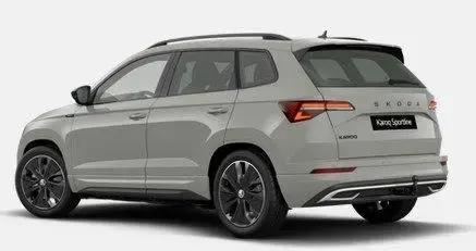 Main__Slider__Photo:Skoda Karoq 1.5 TSI DSG Sportline AHK NAVI LED MATRIX null-1