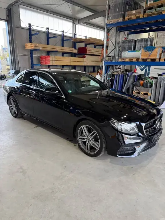 Main__Slider__Photo:Mercedes-Benz E-Class 350 E AMG Line 05/2018-1
