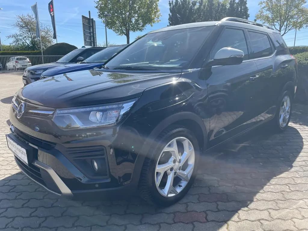 Main__Slider__Photo:Ssangyong Tivoli Grand 1.5T Fizz Automatik 09/2022-0