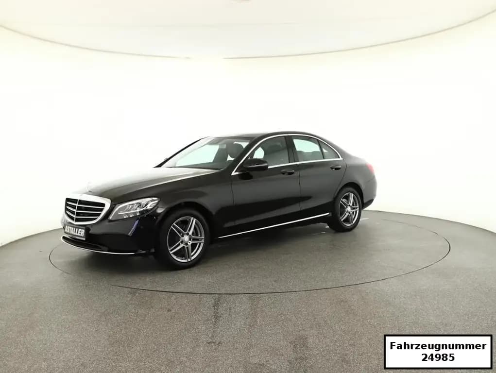 Main__Slider__Photo:Mercedes-Benz C 180 Exclusive+Avantgarde LED+Nav+SHZ+8f.Bereif 05/2019-0