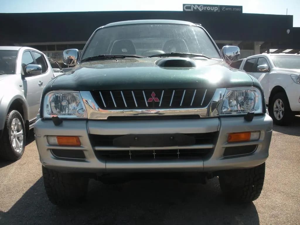 Main__Slider__Photo:Mitsubishi L200 2.5 TDI 4WD Double Cab GLS Air 04/2004-0
