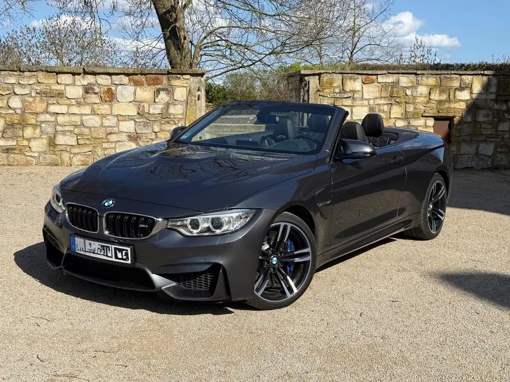 Main__Slider__Photo:BMW M4 Cabrio M4 Carbon Shadow 05/2016-0