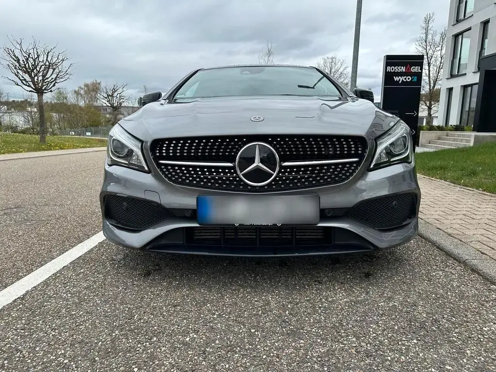 Main__Slider__Photo:Mercedes-Benz CLA-Class Benz CLA 220 SB 4MATIC 06/2017-1