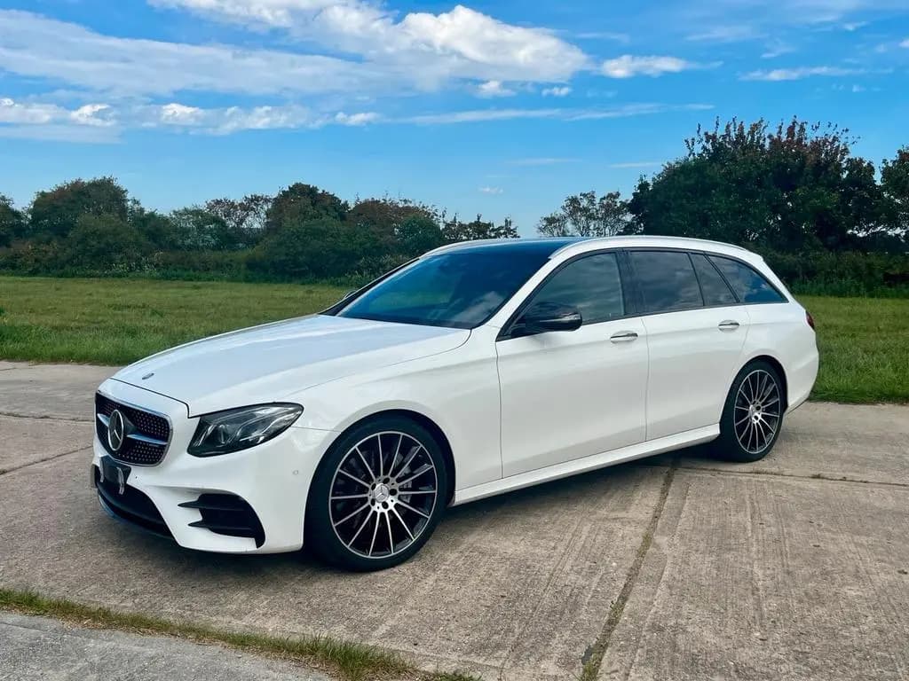 Main__Slider__Photo:Mercedes-Benz E-Class E43 AMG 4MATIC| Garantie MB 100 B... 04/2018-0
