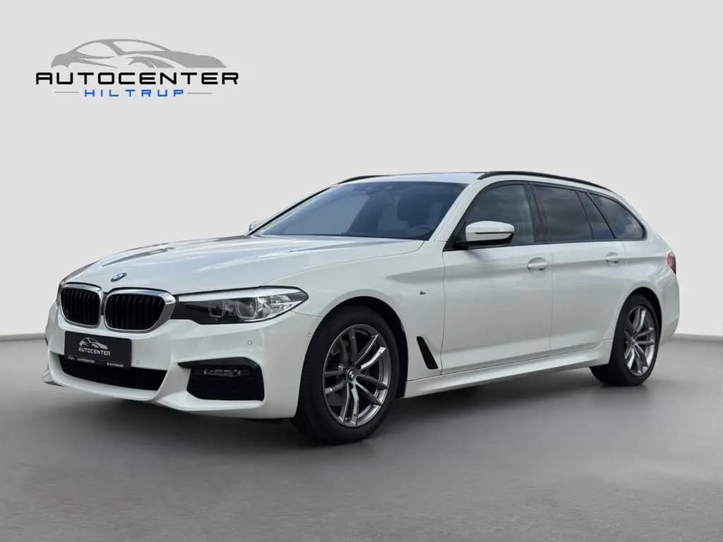 Main__Slider__Photo:BMW 5 Series 520 d M Sport/HUD/Alcantara/Kamera/Top Zustand/ 12/2018-0