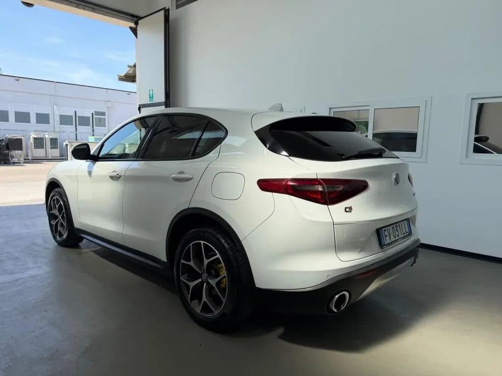 Main__Slider__Photo:Alfa Romeo Stelvio 2.2 Turbodiesel 210 CV AT8 Q4 12/2019-0