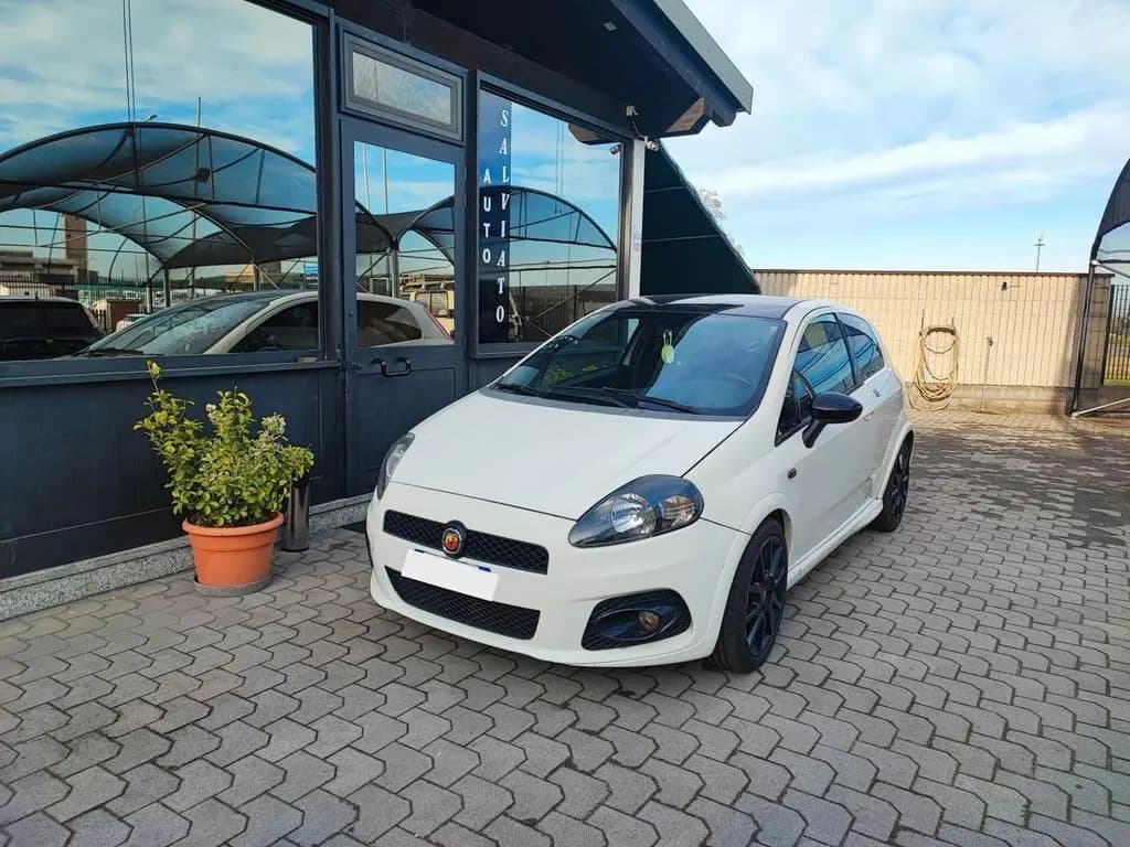 Main__Slider__Photo:Abarth Grande Punto 1.4 T-Jet 16V 3 porte 04/2008-0