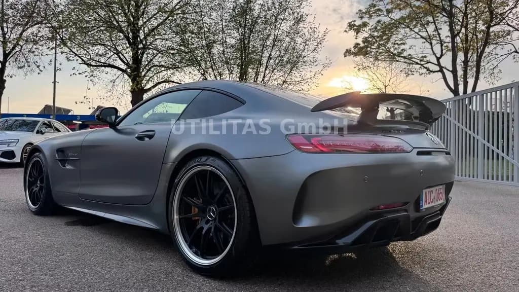 Main__Slider__Photo:Mercedes-Benz AMG GT R | Carbon | Keramik | Burmester | designo 11/2016-0
