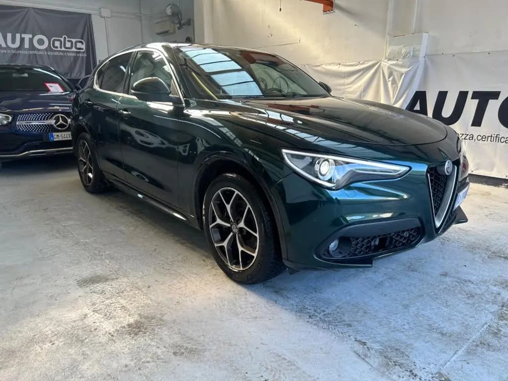 Main__Slider__Photo:Alfa Romeo Stelvio 2.2 Turbodiesel 190 CV AT8 Q4 07/2020-0