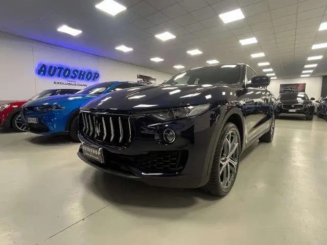 Main__Slider__Photo:Maserati Levante MASERATI Levante Levante 3.0 V6 Granlusso 275cv 07/2020-0
