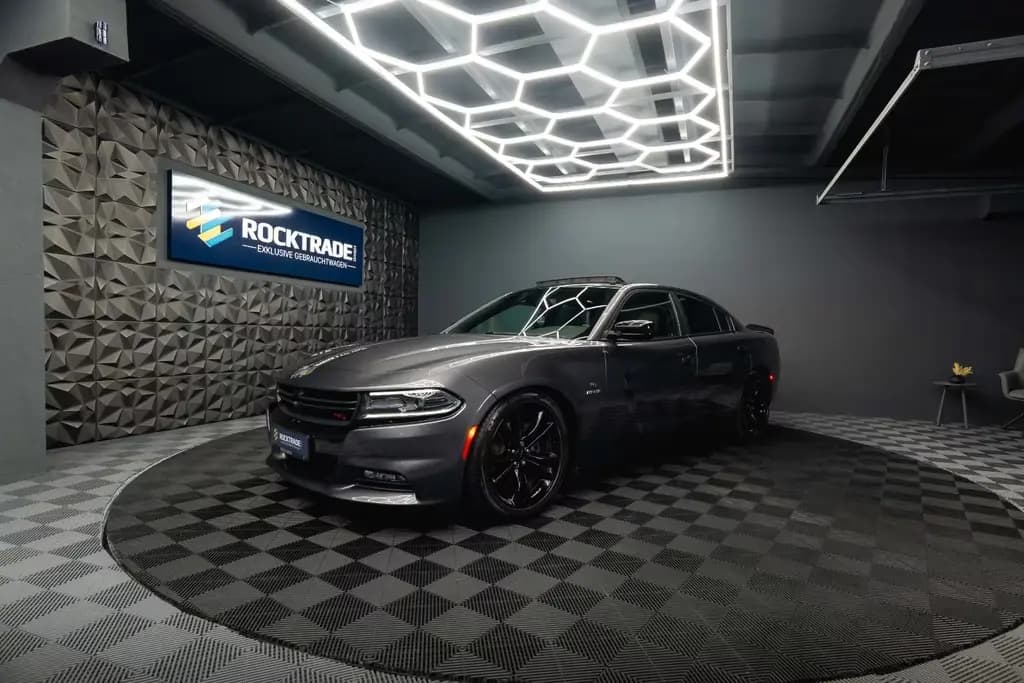 Main__Slider__Photo:Dodge Charger 5.7 V8 HEMI R/T+ Full Options *ACC*LED* 07/2015-0