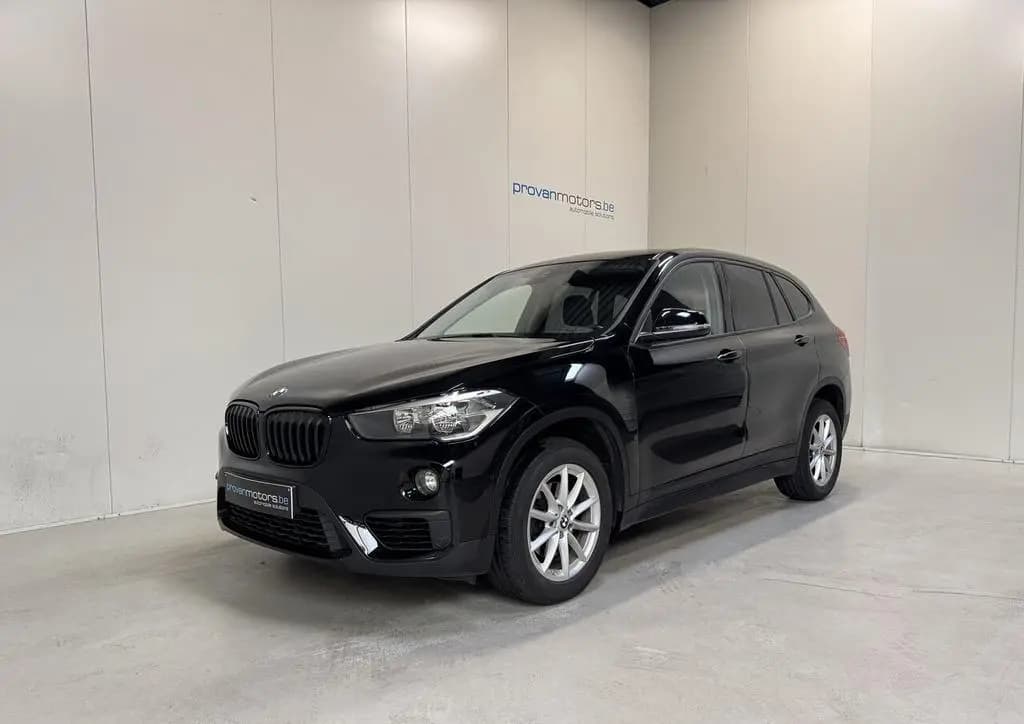 Main__Slider__Photo:BMW X1 sDrive 18i Benzine Autom. - Airco - Topstaat! 09/2017-0