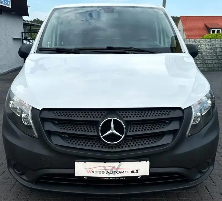 Main__Slider__Photo:Mercedes-Benz Vito Kasten 111 CDI Kompakt Tempomat|Klima 09/2017-1