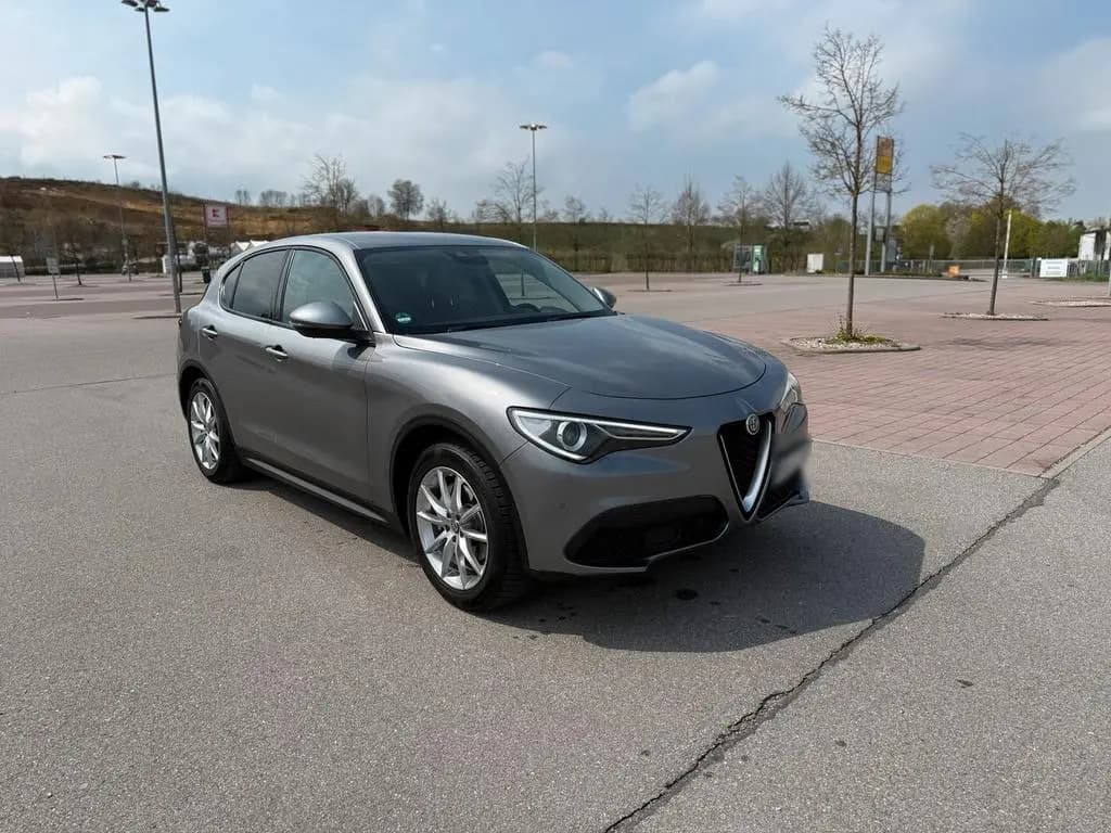 Main__Slider__Photo:Alfa Romeo Stelvio 07/2020-0