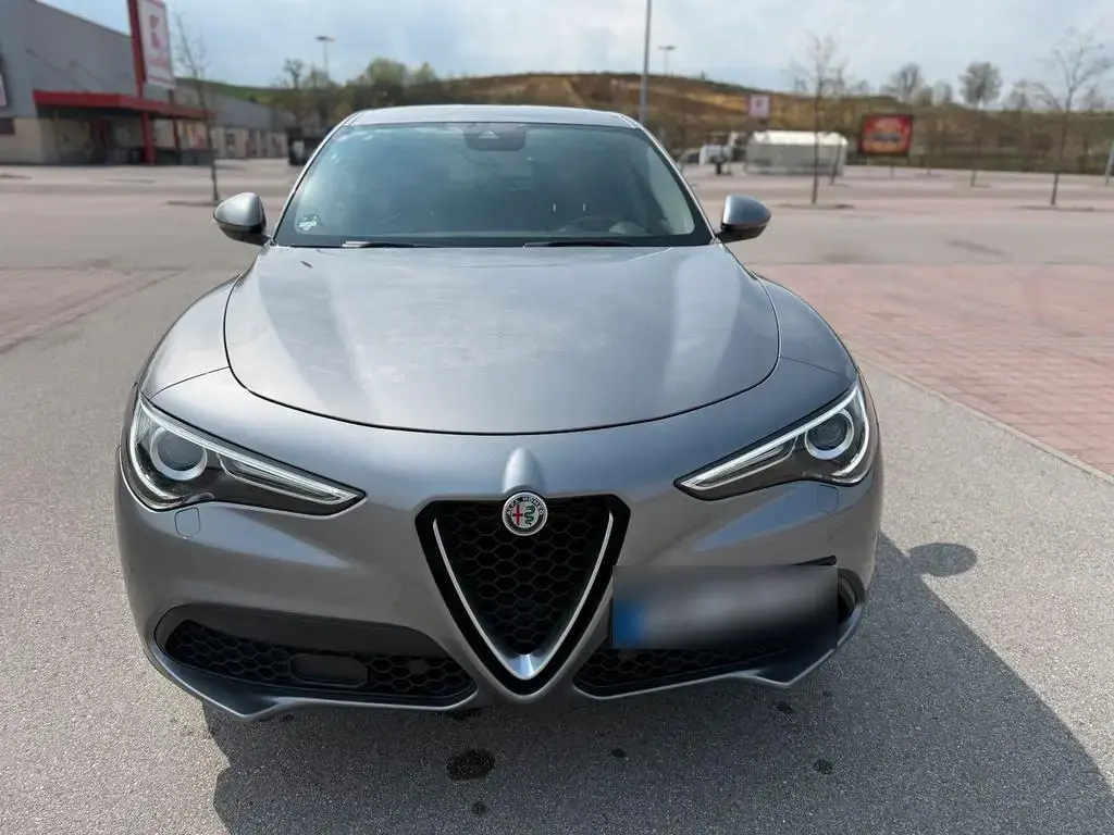 Main__Slider__Photo:Alfa Romeo Stelvio 07/2020-1