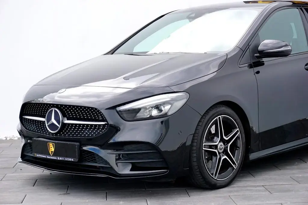 Main__Slider__Photo:Mercedes-Benz B-Class 250 4M AMG-Line~Navi~MBux~LED~NightP~CarPl~DAB 04/2019-1