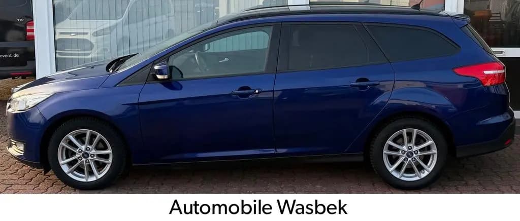 Main__Slider__Photo:Ford Focus 1.0 EcoBoost Turnier Business Klima/Alu 12/2016-0
