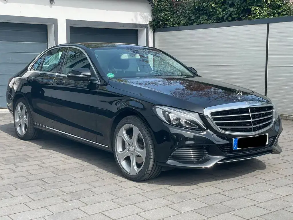 Main__Slider__Photo:Mercedes-Benz C-Class 200 Exclusiv Edition 04/2016-1