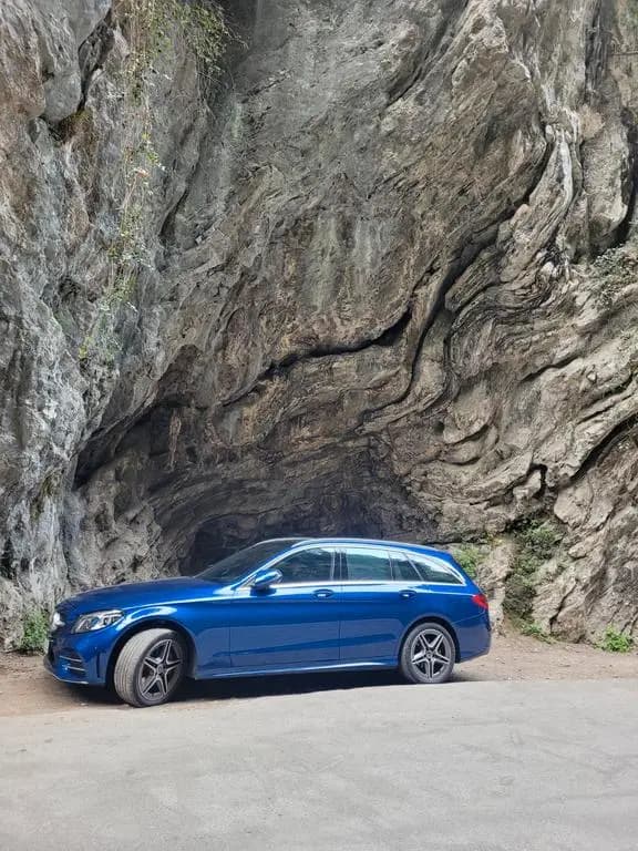 Main__Slider__Photo:Mercedes-Benz Top gepflegter C 300 T Autom. - AMG- LINE 07/2019-0