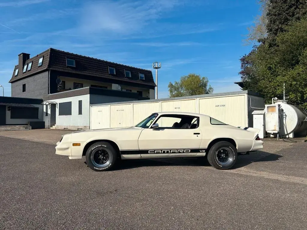 Main__Slider__Photo:Chevrolet Camaro 1978 Klassischer V8-Soun... 07/1978-1