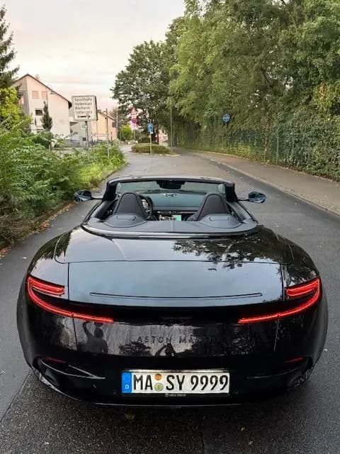 Main__Slider__Photo:Aston Martin Unfallfrei 1.Hand Neupreis 298.000€ 06/2025-0