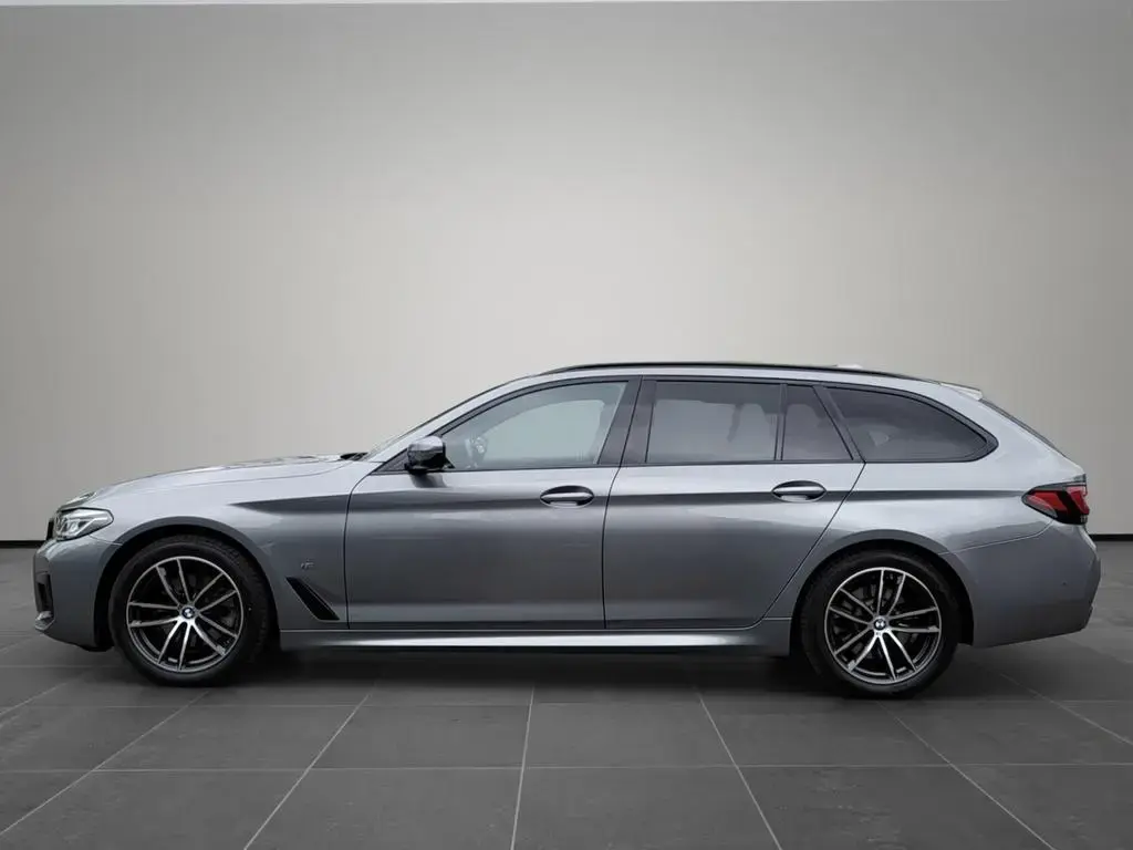 Main__Slider__Photo:BMW 5 Series 520 d Tour. xDrive M Sport LASER|HUD|R-KAM|AHK 01/2023-1