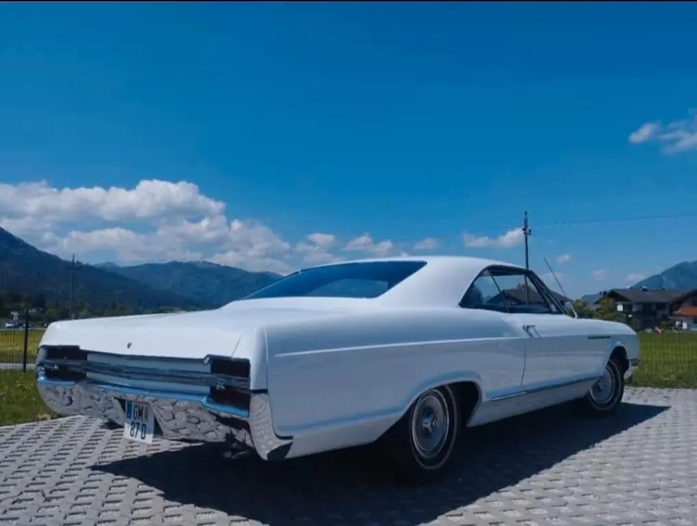 Main__Slider__Photo:Buick Le Sabre 06/1966-0