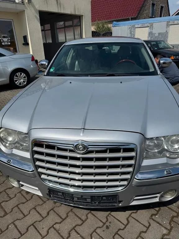 Main__Slider__Photo:Chrysler 300C 3.0 CRD Diesel Automatik ... 04/2007-0