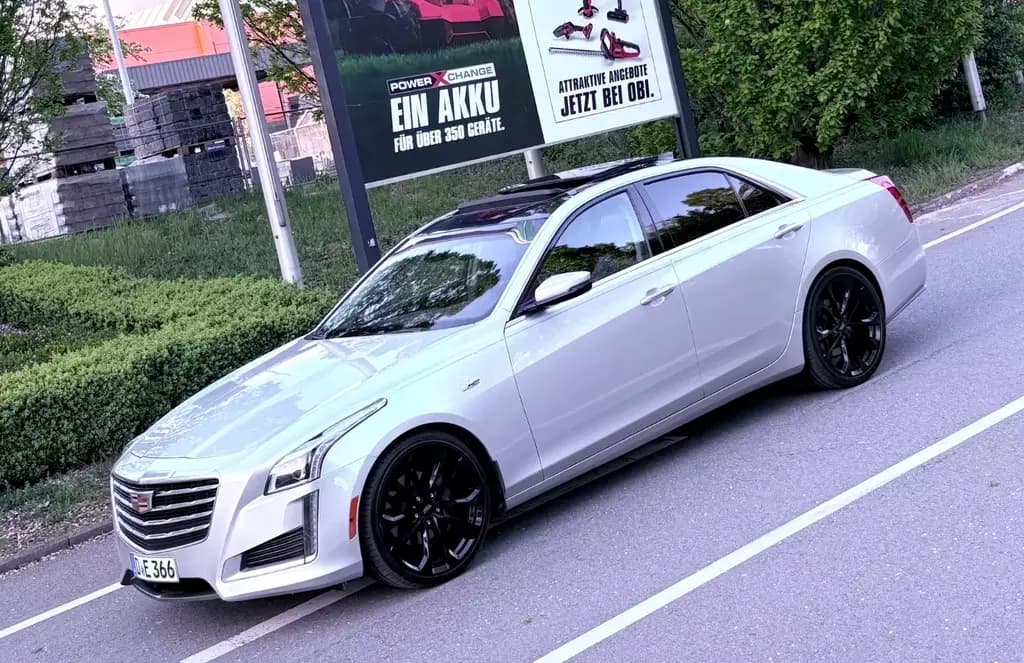 Main__Slider__Photo:Cadillac CT5 06/2017-0