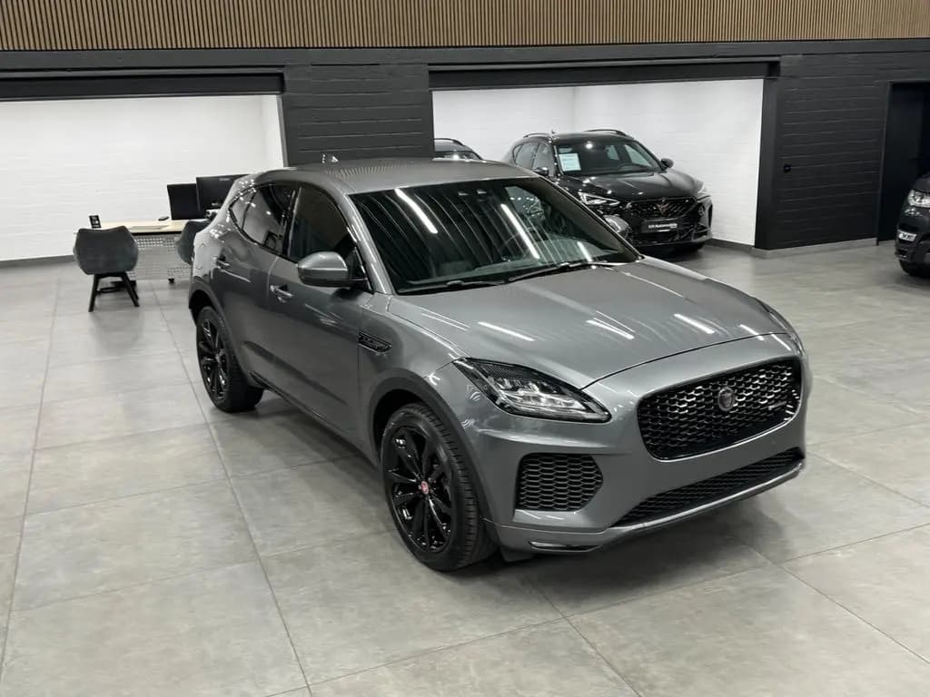 Main__Slider__Photo:Jaguar E-Pace E-PACE R-Dynamic S Navi SHZ LED 02/2019-0