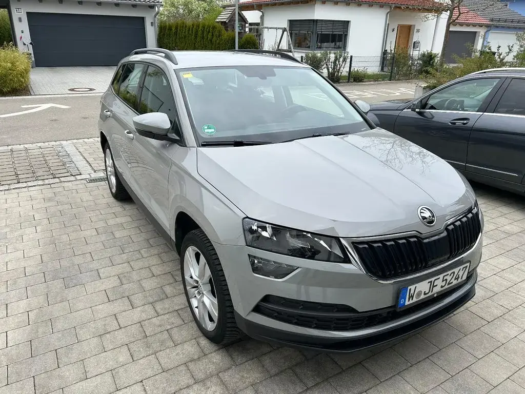 Main__Slider__Photo:Skoda Karoq 1.5 TSI ACT STYLE STYLE 06/2019-1