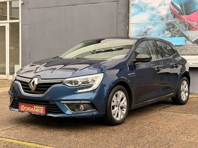 Main__Slider__Photo:Renault Megane IV 1.3 TCe 140 Limited Automatic+Safety 12/2019-1