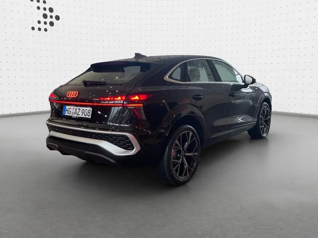 Main__Slider__Photo:Audi Q3 Sportback TFSI 110 kW S tronic*TECHPLUS*MATRI 03/2026-0