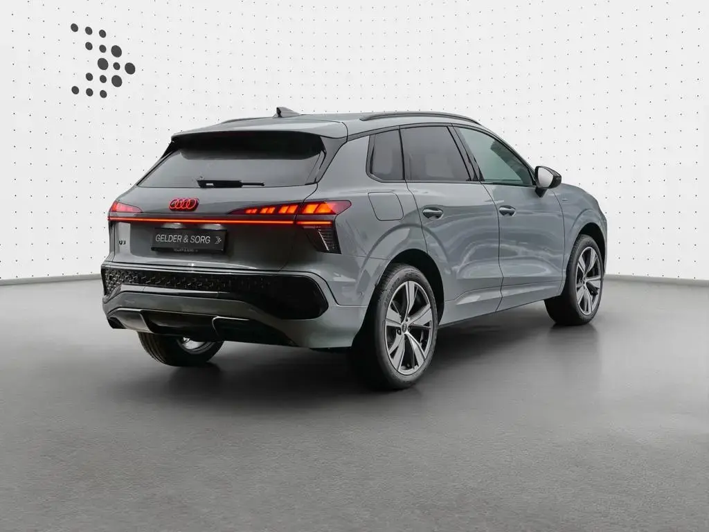 Main__Slider__Photo:Audi Q3 SUV TFSI S-tr. S line *LED*TechPlus* null-1