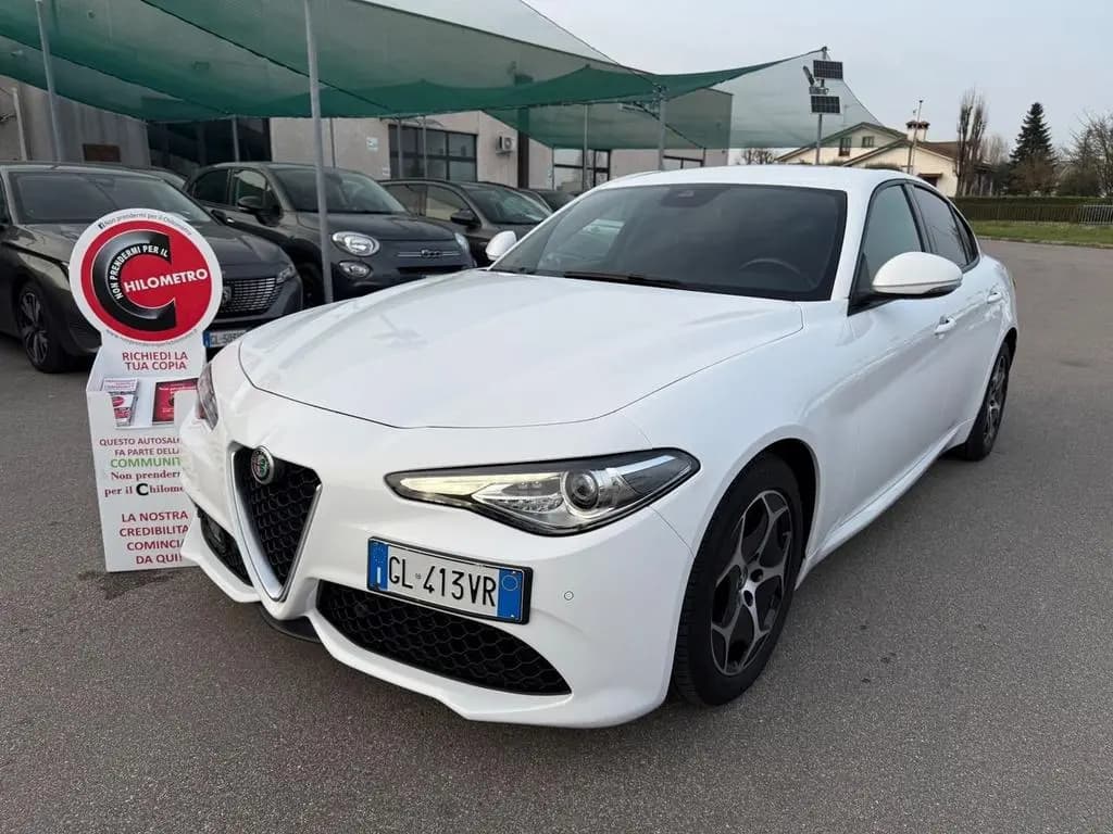 Main__Slider__Photo:Alfa Romeo Giulia 2.2 Turbodiesel 160 CV AT8 Spr 11/2022-0