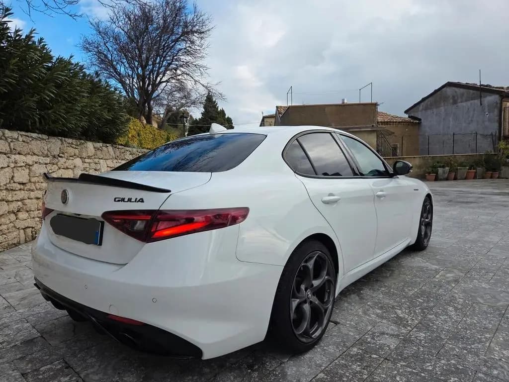 Main__Slider__Photo:Alfa Romeo Giulia GIULIA 2.0 TURBO 280cv Q4 VELOCE AT8 04/2021-0