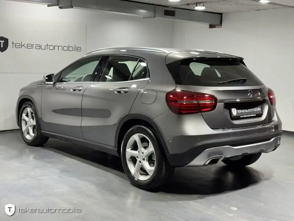 Main__Slider__Photo:Mercedes-Benz GLA-Class 180 Urban *LED*Navi*AHK* 10/2018-1