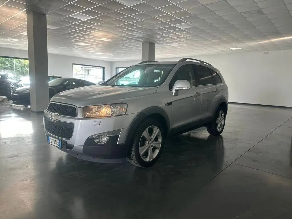 Main__Slider__Photo:Chevrolet Captiva 2.2 VCDi 184CV 4WD LTZ 05/2011-0