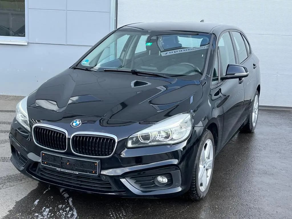 Main__Slider__Photo:BMW 2 Series 220i Active Tourer*SHZ*LED*NAVI*KEYLESS*KAMERA 01/2017-0