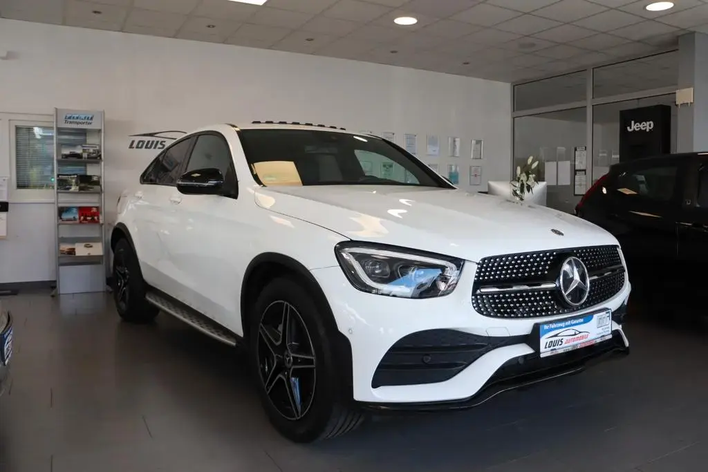 Main__Slider__Photo:Mercedes-Benz GLC-Class 200 AMG Coupe 4Matic Burm./Schiebed./Ahk 02/2020-1