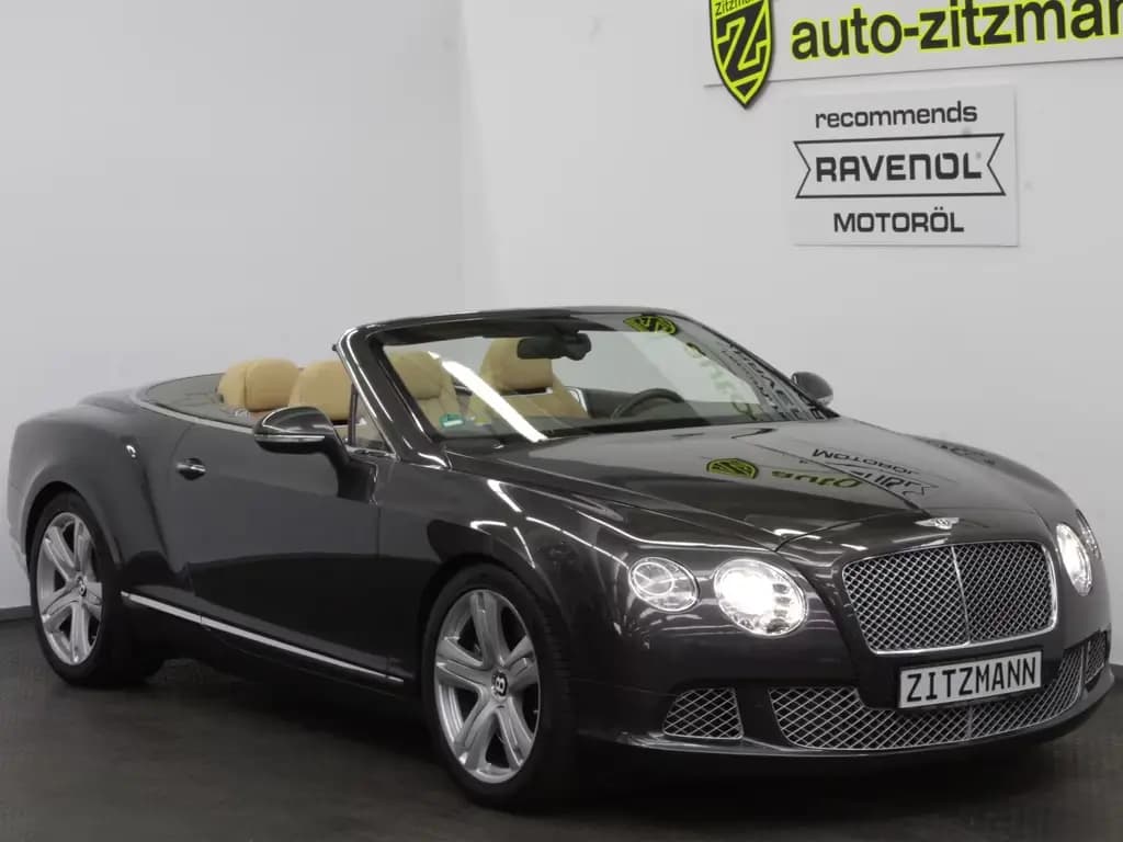 Main__Slider__Photo:Bentley Continental GTC W12/SCHECKHEFT/MASSAGE/KAMERA 05/2012-0