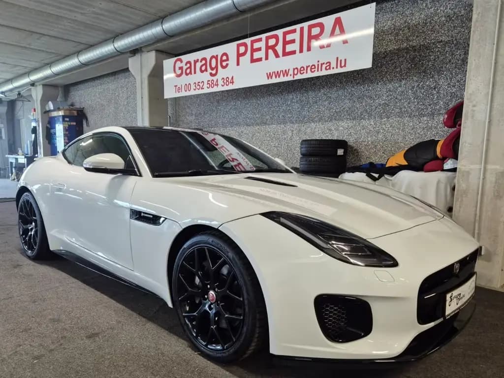 Main__Slider__Photo:Jaguar F-Type 3.0 V6 P-340 COUPE R-DYNAMIC MERIDIAN PAN 03/2019-0