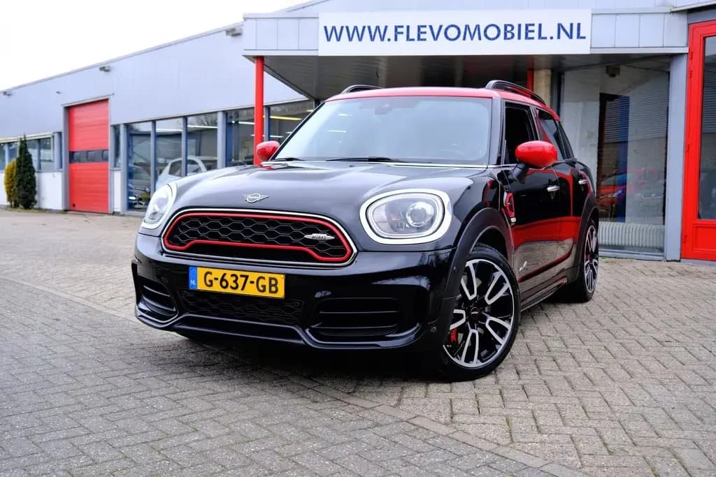 Main__Slider__Photo:MINI John Cooper Works Countryman 2.0 306pk ALL4 Chil 09/2019-0