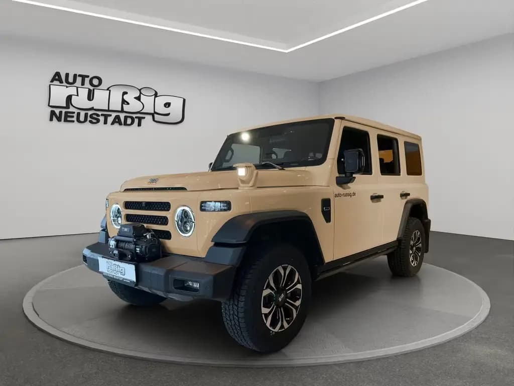Main__Slider__Photo:BAW 212 4WD 2.0 166 PS *LED*360°*Kamera*PDC null-0